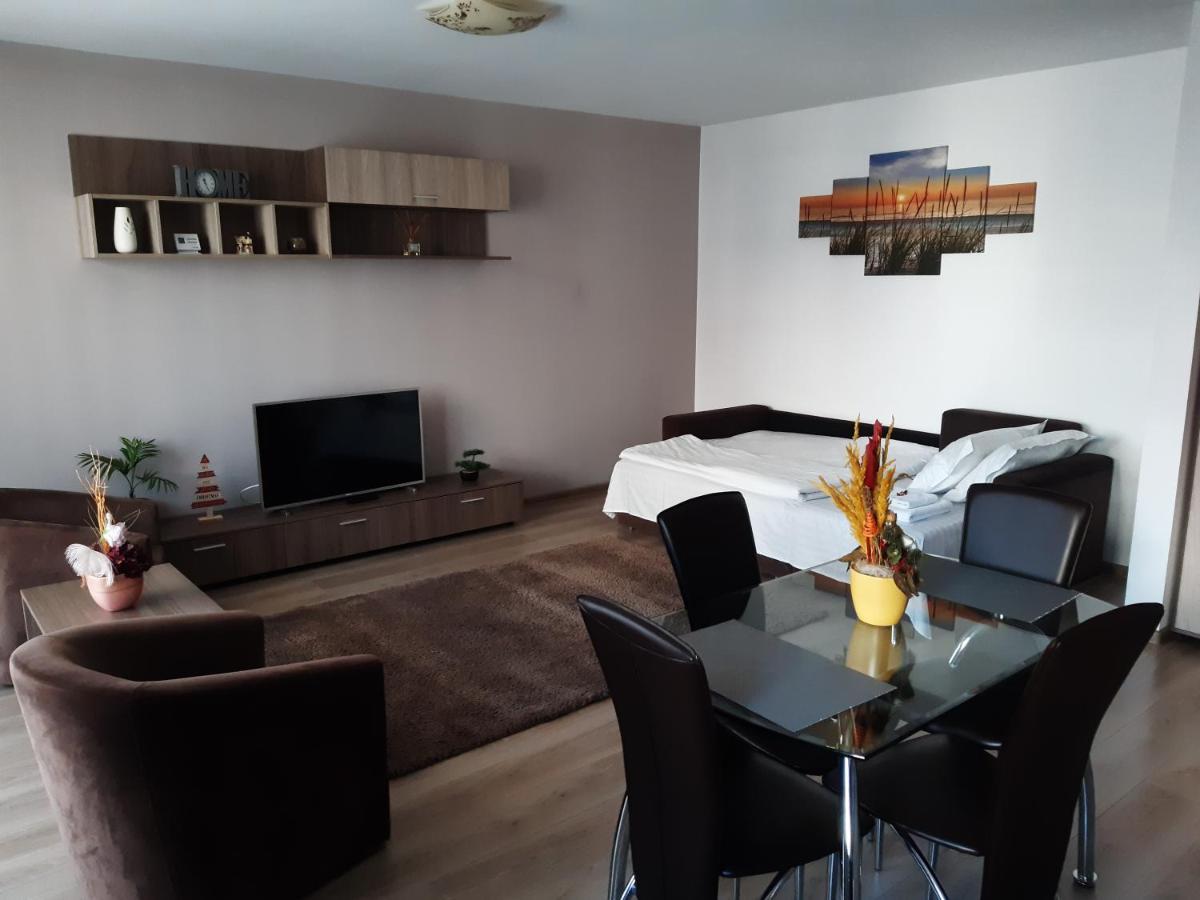 Apartament Marcel - Coresi Mall Brasov Exterior photo