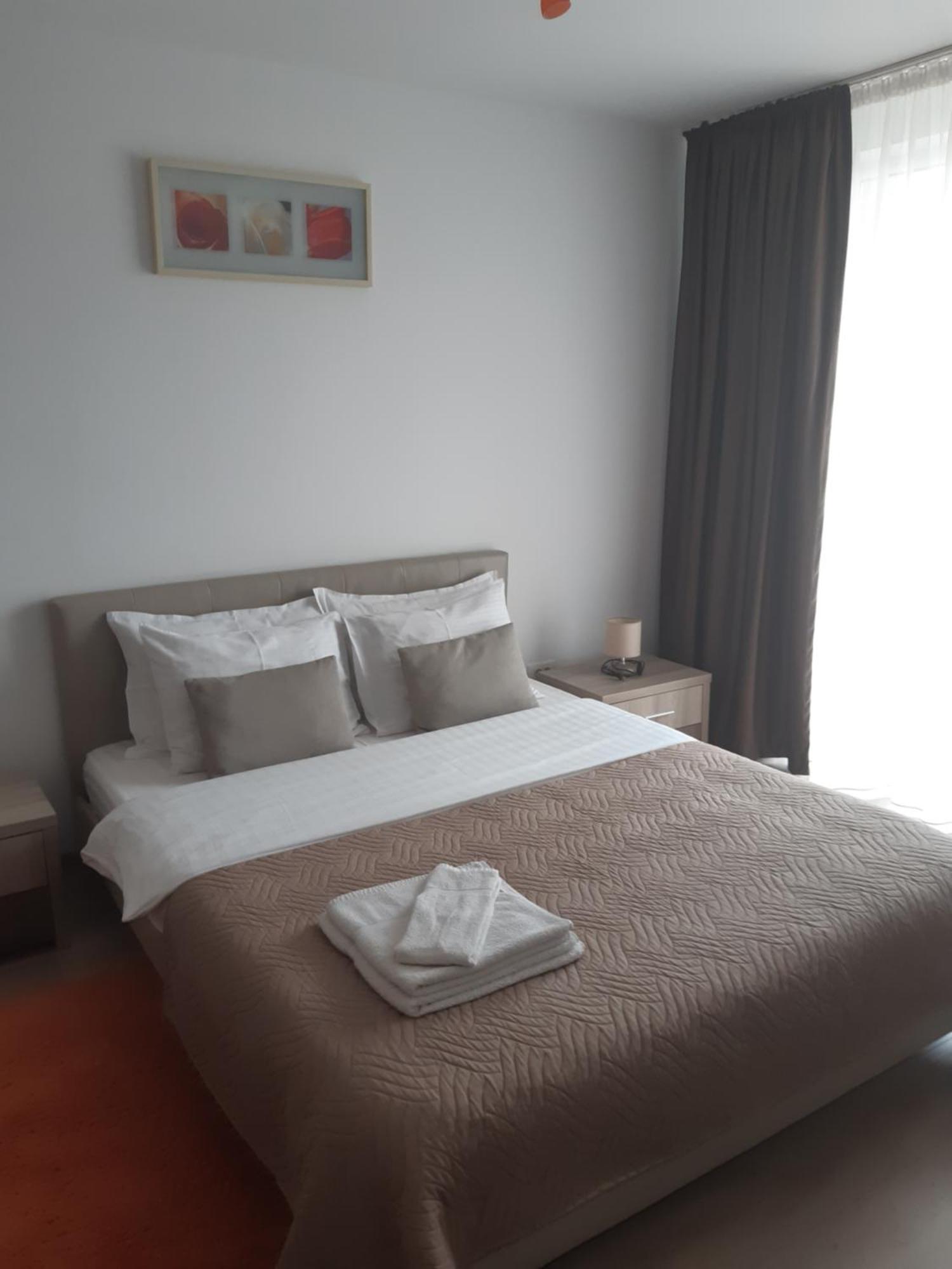 Apartament Marcel - Coresi Mall Brasov Exterior photo
